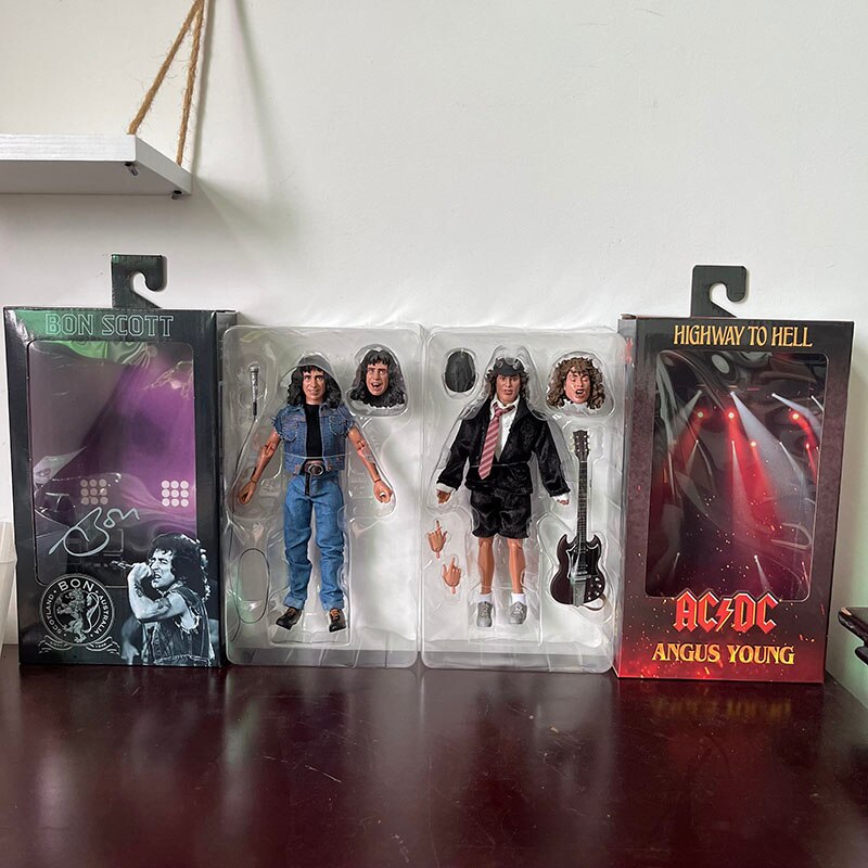 Estátua Action Figure ACDC Highway to Hell - Angus Young e Bon Scott