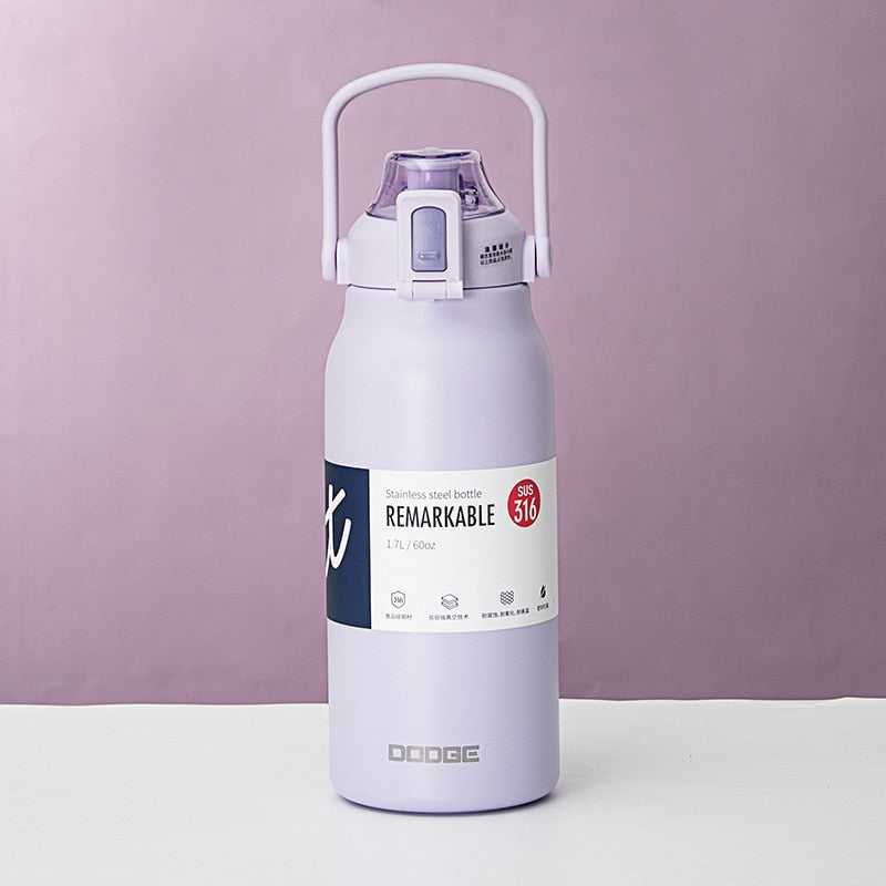 Garrafa Térmica a Vácuo em Aço Inoxidável Dodge com Canudo de Grande Capacidade Fria e Quente Ideal para Academia, trabalho e Viagens com Modelo de 1300ml e 1700ml