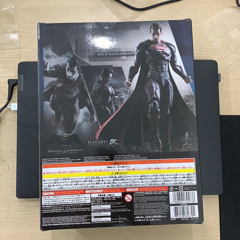 Estátua Action Figure DC Superman em PVC