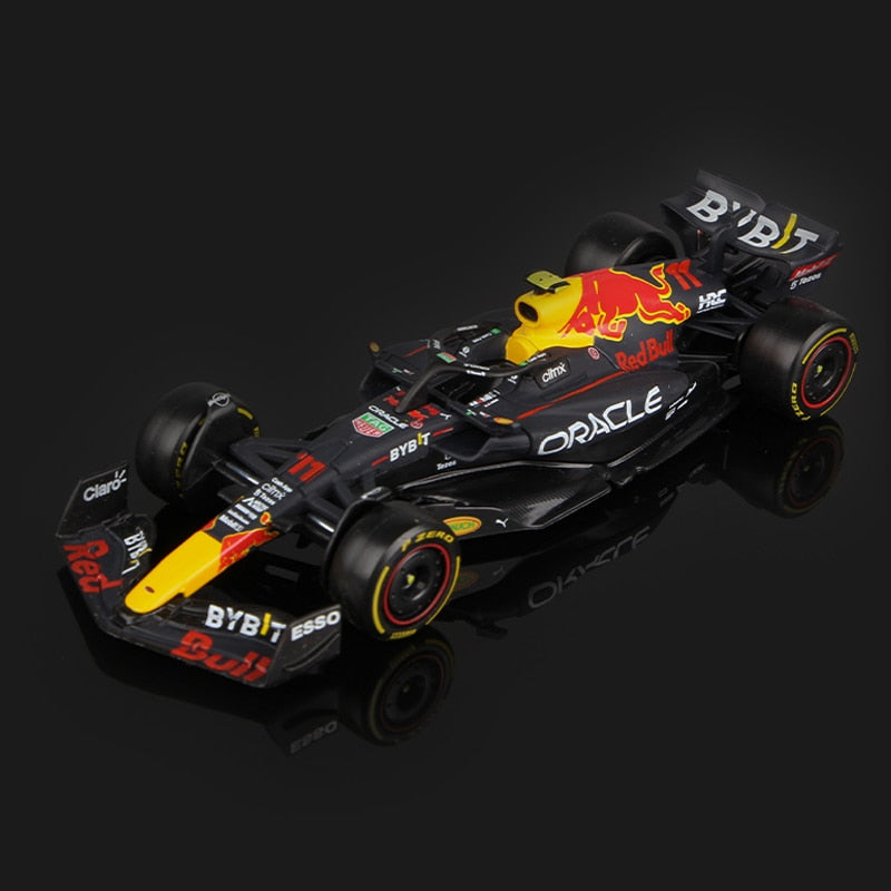 Miniatura Bburago F1 1 43 2022 Red Bull Racing TAG Heuer RB18 1 Verstappen 11 Perez em Liga Leve Fundido Modelo Colecion vel do Campe o 2022 de